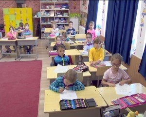 A DOUA ETAPĂ DE ÎNSCRIERI LA ŞCOALĂ. SUTE DE LOCURI DISPONIBILE ÎN JUDEŢ