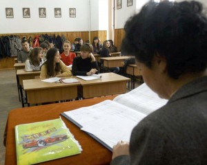 SALARIILE SE VOR DA DIN “CÂRPELI”. PROBLEME ÎN ŞCOLI DIN JUDEŢUL BUZĂU