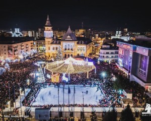 REVELION ÎN PIAŢA DACIA. CONCERTE, ŞAMPANIE ŞI FOC DE ARTIFICII