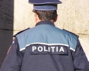 ŞEF DE POST, ACUZAT CĂ A BĂTUT, ÎNJURAT ŞI AMENINŢAT UN MINOR. ÎNREGISTRAREA AUDIO A FOST POSTATĂ DE INTERNET