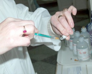 SE VACCINEAZĂ DE TEAMA GRIPEI. PESTE 18.000 DE BUZOIENI IMUNIZAŢI PÂNĂ ACUM