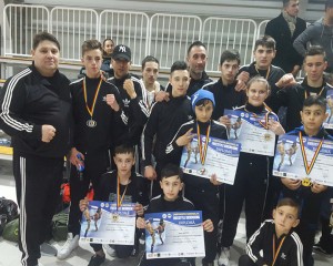 11 MEDALII, PENTRU KICKBOXUL BUZOIAN. ŞASE TITLURI DE CAMPION NAŢIONAL, PENTRU CS CRÂNG