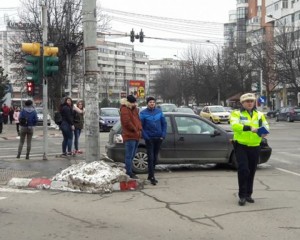 ACCIDENT PE BULEVARDUL BĂLCESCU. VICTIME, DOI PIETONI