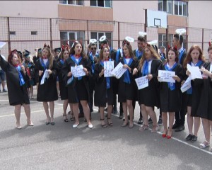 MOMENTE UNICE LA COLEGIUL TEHNIC. ÎNCĂ O GENERAŢIE DE LICEENI ÎŞI IA ZBORUL ÎN VIAŢĂ
