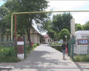 EPIDEMIA CONTINUĂ, VACCINUL ÎNTÂRZIE. APROAPE 400 DE BOLNAVI DE RUJEOLĂ