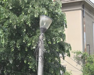 ECONOMII LA LUMINĂ. 10 MILIOANE DE EURO PENTRU ILUMINATUL PUBLIC