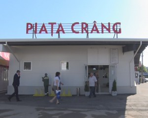 S-A DESCHIS PIAŢA CRÂNG. PRIMARUL A TĂIAT PANGLICA INAUGURALĂ