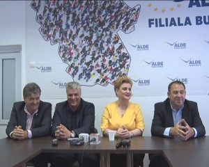 ALDE BUZĂU, PE MÂNA VICEPREMIERULUI GAVRILESCU. SE NEGOCIAZĂ CU PARLAMENTARII MOCANU ŞI BĂDULESCU