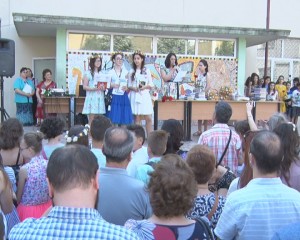 ULTIMA ZI DE ŞCOALĂ. EMOŢII LA FESTIVITĂŢILE DE FINAL DE AN