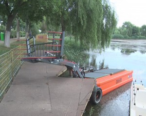 LACUL FRUMOS CU CHELTUIALĂ SE ŢINE. MOTOCOASĂ DE 100.000 DE EURO, LA BUZĂU