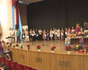 OLIMPICI PREMIAŢI. PESTE 230 DE ELEVI, RĂSPLĂTIŢI CU DIPLOME