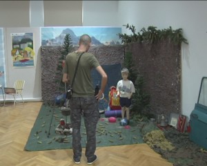 CU CORTUL LA MUZEU. EXPOZIŢIE DESPRE CONCEDIILE COMUNISTE