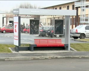 PANOURI ELECTRONICE ÎN STAŢIILE DE AUTOBUZ. CĂLĂTORII VOR PUTEA URMĂRI AUTOBUZUL