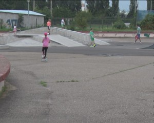 LICEENII DE LA ARTE ÎNFRUMUSEŢEAZĂ ORAŞUL. UN NOU PROIECT, ÎN PARCUL TINERETULUI