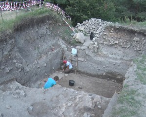CASA DACILOR. TREI EPOCI SUCCESIVE ÎN CETATEA DE LA GRUIU DĂRII