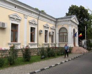 LA EXAMEN PENTRU FUNCȚIA DE DIRECTOR. AU DAT INTERVIURI LA SEDIUL INSPECTORATULUI ȘCOLAR