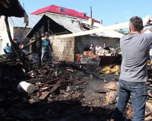 COPIL DE DOI ANI, GĂSIT CARBONIZAT, ÎN URMA UNUI INCENDIU LA RÂMNICELU