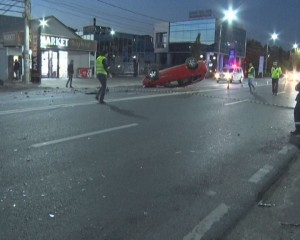 CARAMBOL LA MĂRĂCINENI. PATRU RĂNIŢI, PATRU MAŞINI IMPLICATE
