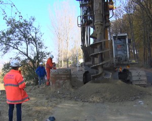 VEŞTI BUNE DINSPRE CONSTRUCTORUL DE PE DN 10. LUCRĂRILE VOR FI GATA ÎNAINTE DE TERMENUL LIMITĂ