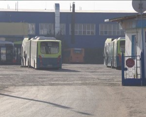 AUTOBUZE TRANS BUS SPRE ŢINTEŞTI ŞI SMEENI. AZI S-A VOTAT ADERAREA CELOR DOUĂ COMUNE