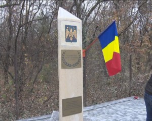 NOU MONUMENT DEDICAT CENTENARULUI. EDIFICIUL DEZVELIT AZI, ÎN CURTEA DIRECŢIEI SILVICE