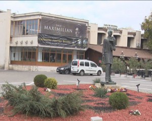 BUZOIENII, INVITAŢI LA TEATRU. A ÎNCEPUT FESTIVALUL TEATRULUI ROMÂNESC CHIŞINĂU PENTRU BUZĂU