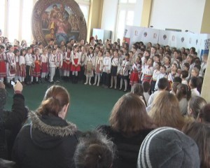 100 DE ELEVI, LA 100 DE ANI. ŞCOALA NR. 5, ÎN VIZITĂ LA PRIMĂRIE