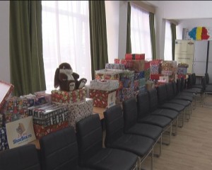 CENTRU SHOEBOX LA BUZĂU. LICEUL TEHNIC ADUNĂ CADOURI PENTRU COPIII SĂRMANI