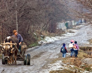 PRIMĂRIILE MICI, PROBLEME CU BANII PE FINAL DE AN. FONDURI INSUFICIENTE PENTRU SALARII SAU INDEMNIZAŢII