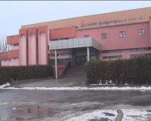 DECIZIE FERMĂ. PRIMĂRIA VA CONSTRUI UN NOU BAZIN ACOPERIT