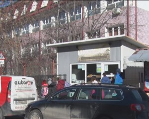 NOI DISPUTE ÎN CLM. PRO SAU CONTRA MAGAZINELOR ÎN ŞCOLI