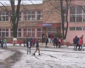 NU TRECI DE TRIAJ, NU INTRI LA ORE. DISPOZIŢIA D.S.P. A ÎNCEPUT SĂ SE APLICE