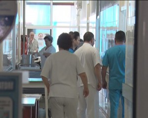 PESTE 100 DE CAZURI DE GRIPĂ. DOZELE DE VACCIN ÎNTÂRZIE SĂ APARĂ LA BUZĂU