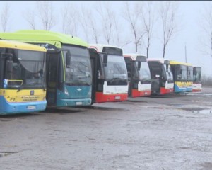 VIN ALTE AUTOBUZE LA BUZĂU. MAI MULTE COMUNE VOR ÎN ADI