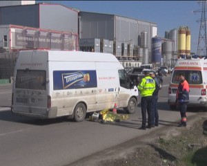 ÎNCĂ UN ACCIDENT TERIBIL, PE VARIANTĂ. UN BICICLIST A SFÎRŞIT SUB ROŢILE UNEI DUBIŢE