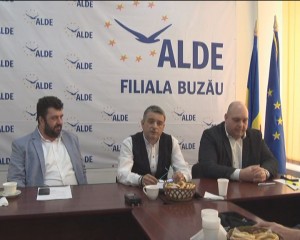 RAUL FLORESCU, PREZENTAT LA ALDE. FOSTUL LIBERAL VA RĂSPUNDE ŞI DE ZONA RÂMNICULUI