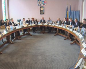 CLM DE CRĂCIUN. ALEŞII MUNICIPALI AU FOST CONVOCAŢI ÎNTR-O ŞEDINŢĂ EXTRAORDINARĂ