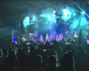 3.000 DE BUZOIENI AU ASISTAT LA ACADELIA. DELIA A CONCERTAT, SÂMBĂTĂ SEARĂ, LA SALA SPORTURILOR