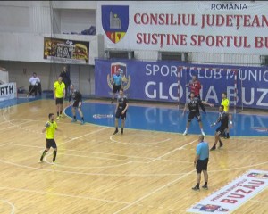 LA UN PAS DE SURPRIZA SEZONULUI. HC BUZĂU A PIERDUT LA LIMITĂ, CU CSM BUCUREŞTI