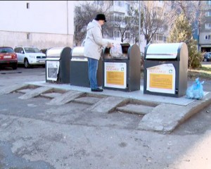 COLECTAREA SELECTIVĂ, O PROBLEMĂ LA BLOCURI. NU SE RESPECTĂ NORMELE
