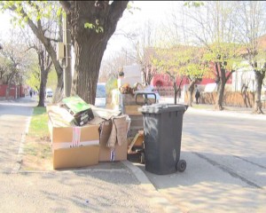 DEPOZIT PENTRU DEŞEURI MARI. BUZOIENII SE POT PROGRAMA PENTRU PRELUAREA LOR