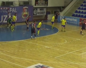 SCOR DE TENIS, ADMINISTRAT DE GLORIA LA FUTSAL. BUZOIENII AU DISPUS DE CLUJANA, CU 6 LA 2