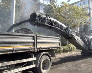 47 DE  MILIOANE DE EURO, BANI PENTRU ASFALTĂRI ŞI ŞCOLI. TOMA: ”UN ÎMPRUMUT PE 20 DE ANI, DOBÂNDĂ ZERO”