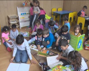 GRĂDI-BIBLIOTECI. “FIECARE COPIL MERITĂ O POVESTE”