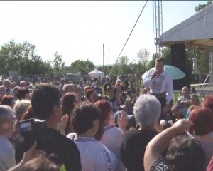 ATMOSFERĂ DE SĂRBĂTOARE ÎN JUDEŢ. SERBĂRI LA LIPIA, PADINA ŞI CALVINI
