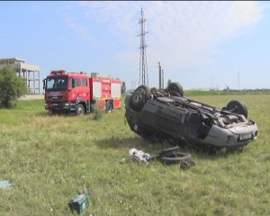 RĂNIT GRAV, DUPĂ CE S-A RĂSTURNAT CU MAŞINA. ACCIDENTUL S-A PRODUS PE ŞOSEAUA DE CENTURĂ