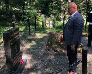PETRE EMANOIL NEAGU, VIZITĂ ÎN RUSIA. A ADUS O LISTĂ CU SOLDAŢII CĂZUŢI LA DATORIE DEPARTE DE CASĂ