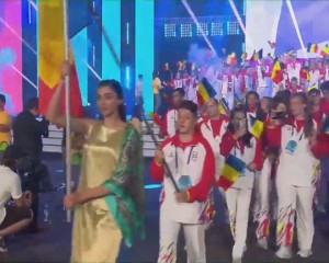 UN BUZOIAN, PORTDRAPEL LA BAKU. GABRIEL BURTANETE, ÎN FRUNTEA DELEGAŢIEI ROMÂNEŞTI