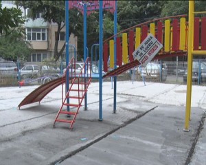 LOCURILE DE JOACĂ, UN PERICOL. AUTORITĂŢILE AU DISPUS MĂSURI