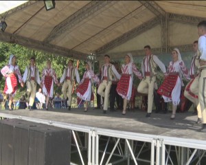 SĂRBĂTOARE LA MONTEORU. MII DE TURIŞTI AU FOST PREZENŢI LA ZILELE MONTEORULUI